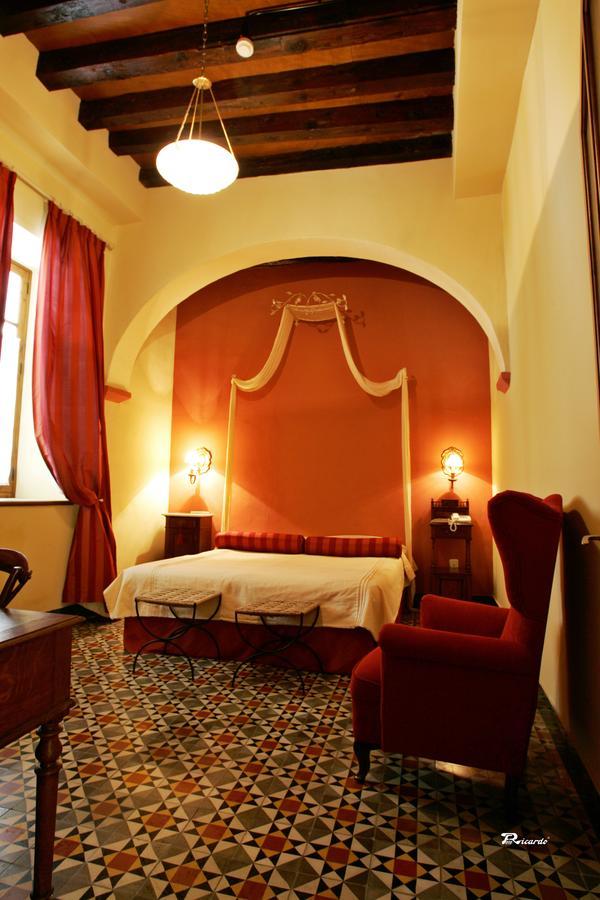 Hotel De Palacio 3*